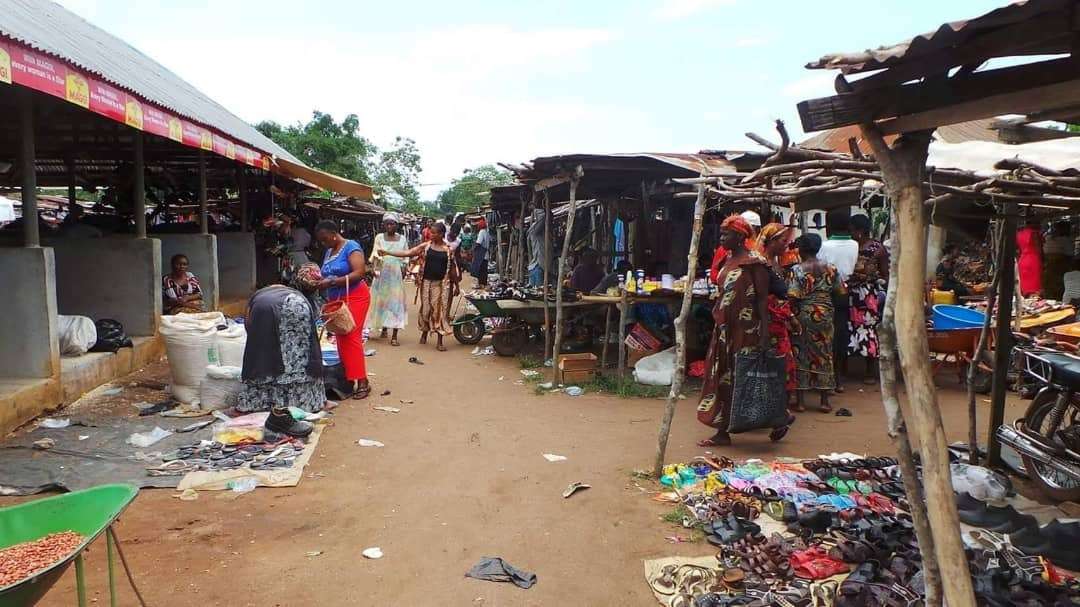 host mocommunity market